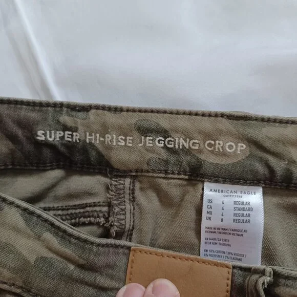 AEO American Eagle Jeggings Jeans Cargo Super Highrise Hi-Rise Crop Camo Size 4 - Picture 8 of 12